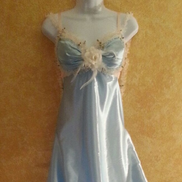 Powder Blue Empire Backless Sheath Wedding Gown